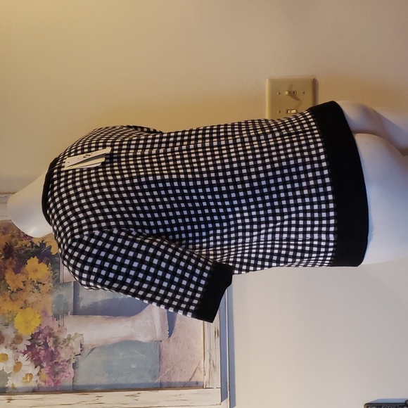 Christopher & Banks Sweater - Picture 7 of 11